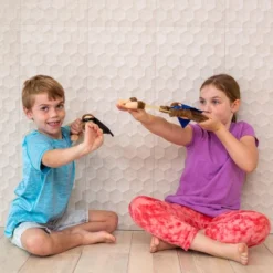 HearthSong Set Of Three Plush Flying Flingshot Howling Monkeys In Colorful Cloaks -Stuffed Toys Store GUEST ab74b07c 7418 4023 ad11 c6b8dc2548c7